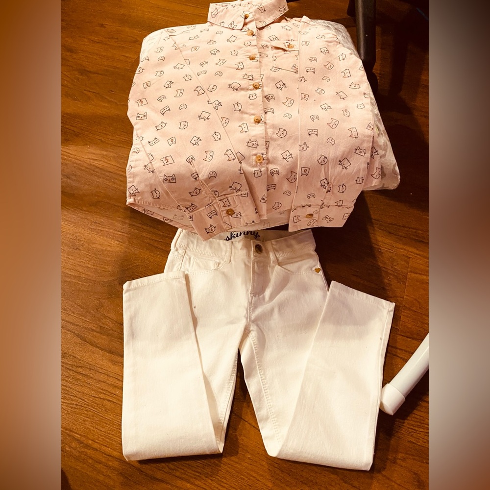 Pink Cat Print Shirt and White Jeans Set